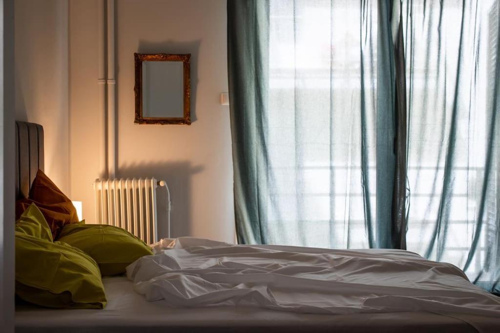 Newly Renovated, Quiet & Central Apartment In Kolonaki Ateny Zewnętrze zdjęcie